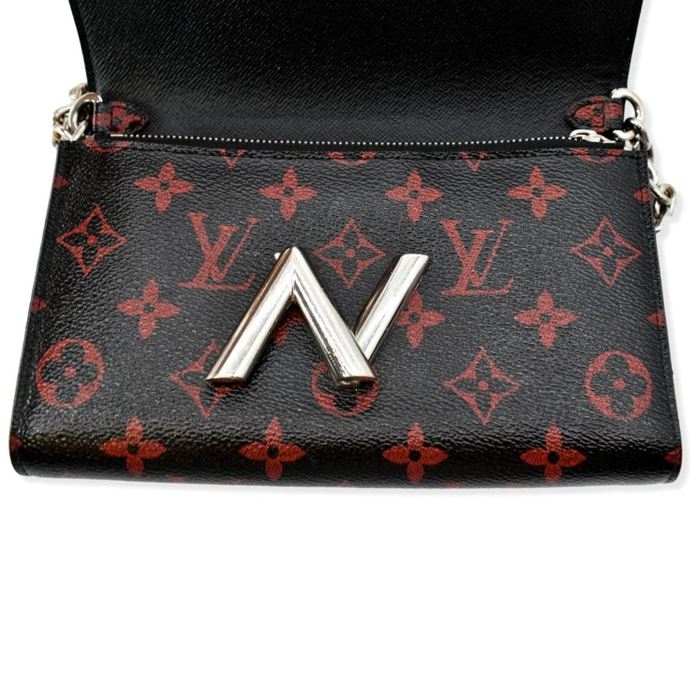 LOUIS VUITTON Monogram Palm Twist Chain Wallet White - Picture 10 of 13